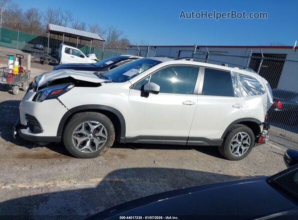 JF2SKAEC3NH423239 2022 SUBARU FORESTER White Панорамний вид салону 360°