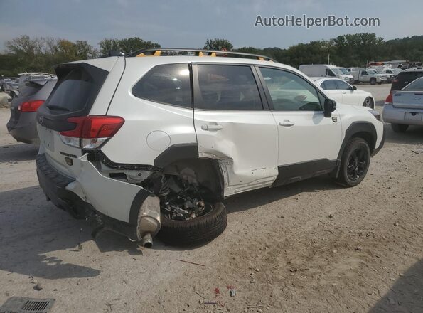 JF2SKAJC1RH530091 2024 SUBARU FORESTER White უკანა მარჯვენა