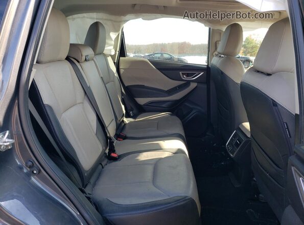 JF2SKAPC8PH425469 2023 SUBARU FORESTER Gray Vista interior trasera
