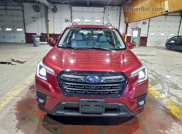 JF2SKAPC9NH517588 2022 SUBARU FORESTER Red Front view