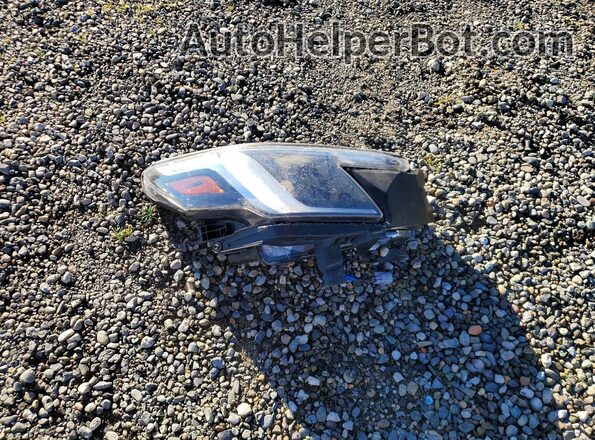 JF2SKARC8PH473048 2023 SUBARU FORESTER White Widok komory silnika