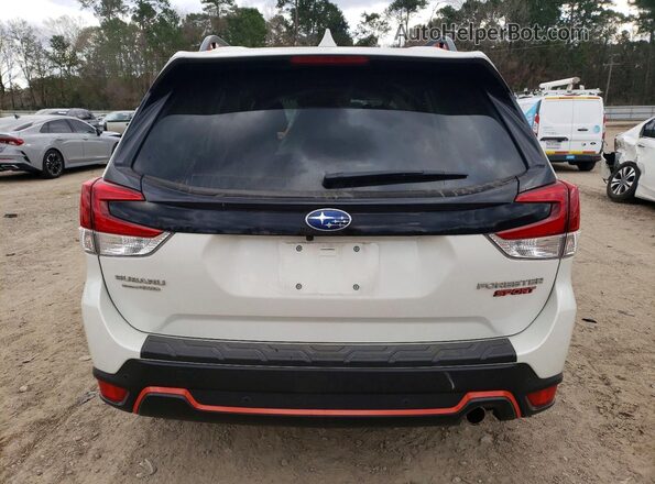 JF2SKARCXMH416748 2021 SUBARU FORESTER White 