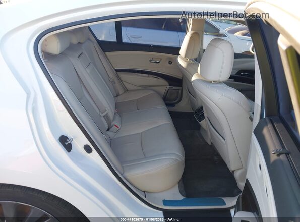 JH4KC1F95GC000367 2016 ACURA RLX White Vista de la etiqueta del VIN