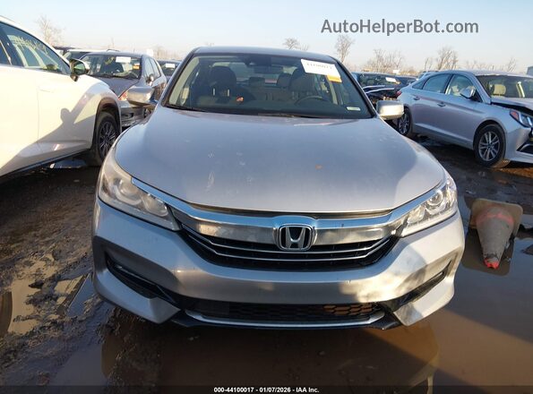 JHMCR6F33HC021635 2017 HONDA ACCORD HYBRID Gray 