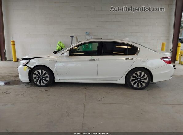 JHMCR6F77HC022547 2017 HONDA ACCORD HYBRID White 