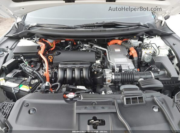 JHMZC5F10JC010960 2018 HONDA CLARITY Белый Вид сзади