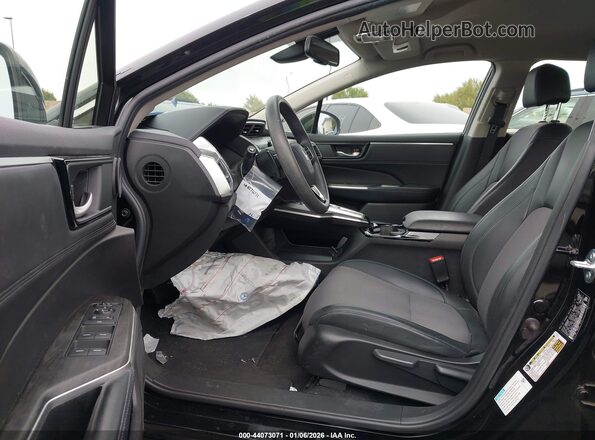JHMZC5F1XJC023683 2018 HONDA CLARITY PLUG-IN HYBRID Black 