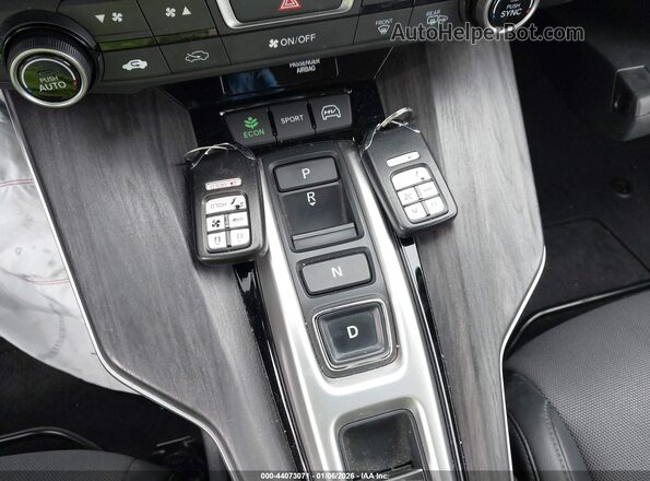 JHMZC5F1XJC023683 2018 HONDA CLARITY PLUG-IN HYBRID Black 