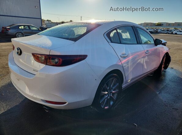 JM1BPACMXS1760541 2025 MAZDA 3 White 