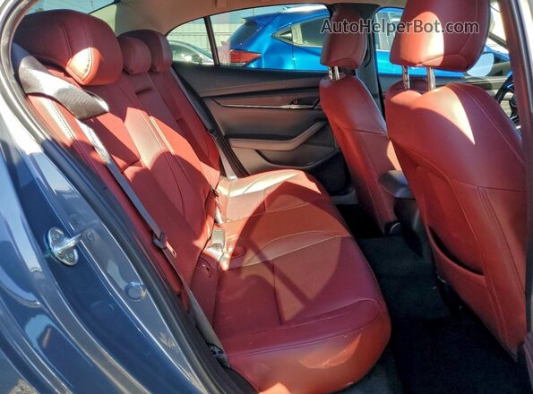 JM1BPBCM2S1767540 2025 MAZDA 3 Серый Вид задних сидений