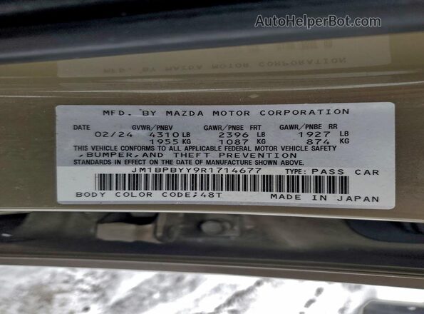 JM1BPBYY9R1714677 2024 MAZDA 3 Green Vista del compartimento del motor