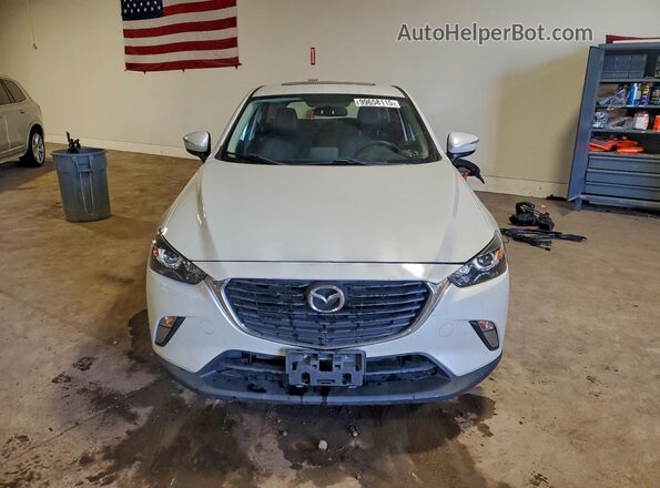 JM1DKBC73G0108915 2016 MAZDA CX-3 Серебряный Вид спереди