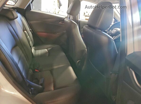 JM1DKBC73G0108915 2016 MAZDA CX-3 Серебряный Вид задних сидений