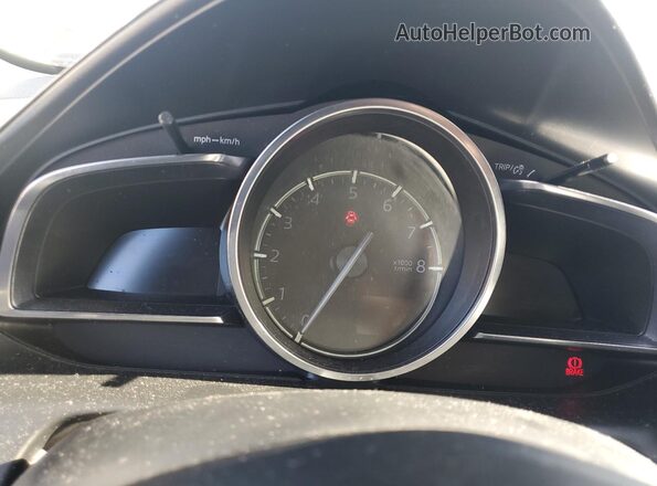 JM1DKDB75K1436398 2019 MAZDA CX-3 Gray Instrument cluster view