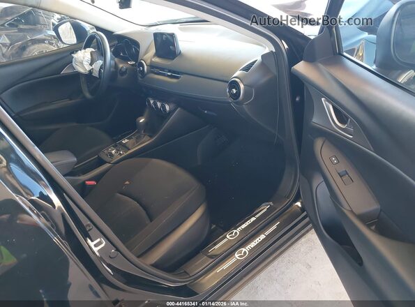 JM1DKDB76L1464079 2020 MAZDA CX-3 Черный Вид салона спереди