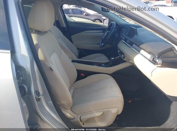 JM1GL1UM9J1336167 2018 MAZDA 6 Silver Vista interior delantera
