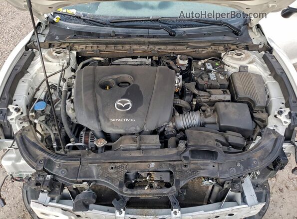 JM1GL1VM7M1619606 2021 MAZDA 6 White Rear interior view