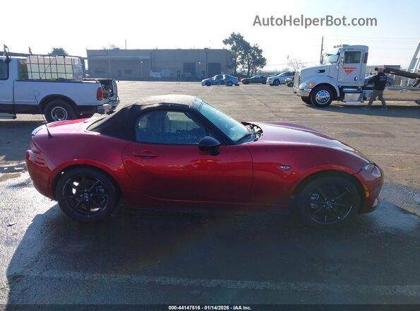 JM1NDAB79R0608431 2024 MAZDA MX-5 MIATA Red Вид задньої частини салону