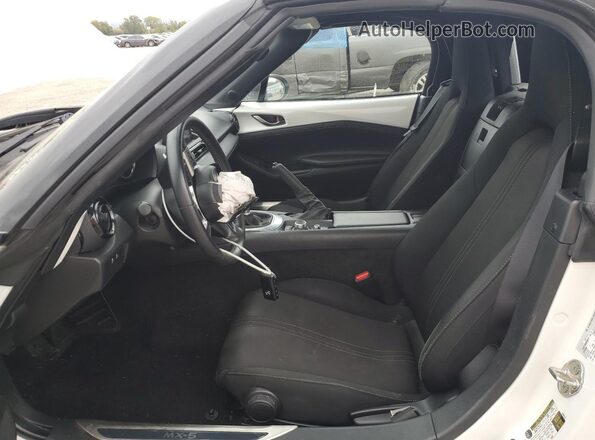JM1NDAC70N0504919 2022 MAZDA MX-5 White წინა სალონის ხედი