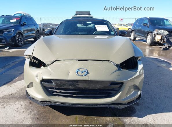 JM1NDAC77P0555224 2023 MAZDA MX-5 MIATA Зеленый Вид задней части салона