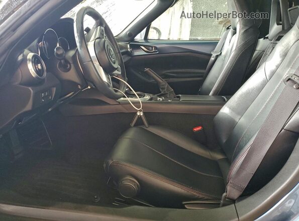 JM1NDAD70H0123705 2017 MAZDA MX-5 Синий Вид салона спереди