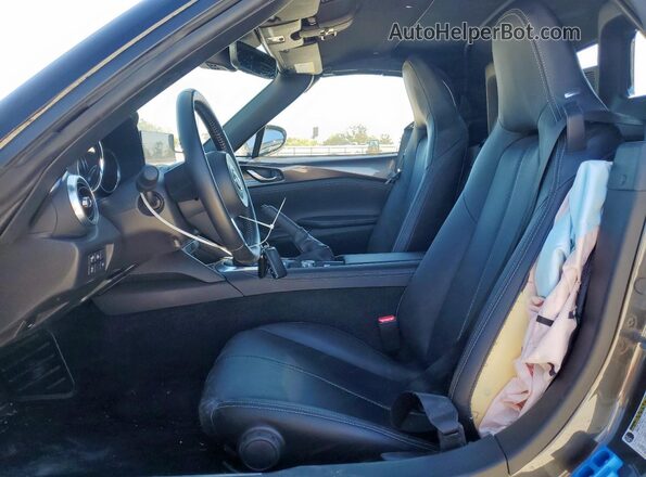 JM1NDAD79R0605087 2024 MAZDA MX-5 Gray Front interior view