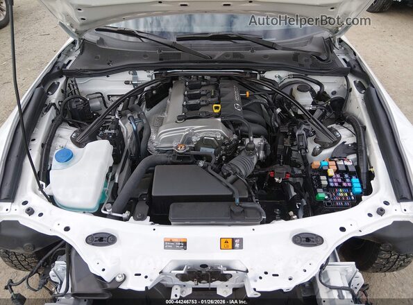 JM1NDAL71K0305390 2019 MAZDA MX-5 MIATA RF White Widok z tyłu