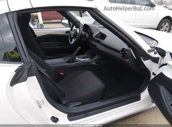 JM1NDAL71K0305390 2019 MAZDA MX-5 MIATA RF White Widok wnętrza z przodu