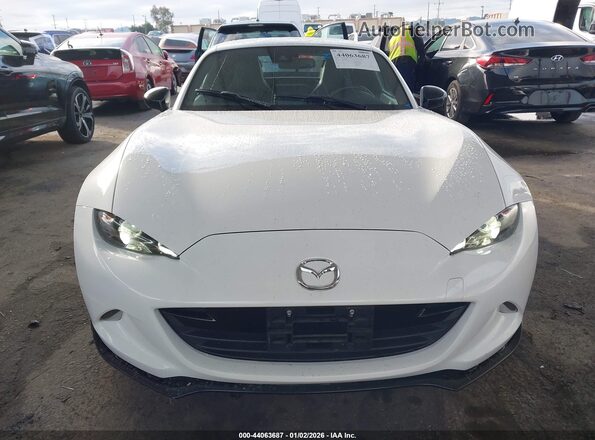 JM1NDAL75L0418180 2020 MAZDA MX-5 MIATA RF White Вид задньої частини салону