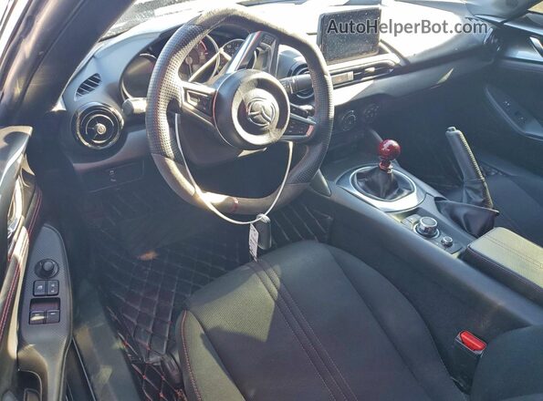 JM1NDAL78J0205799 2018 MAZDA MX-5 Серый Вид панели приборов