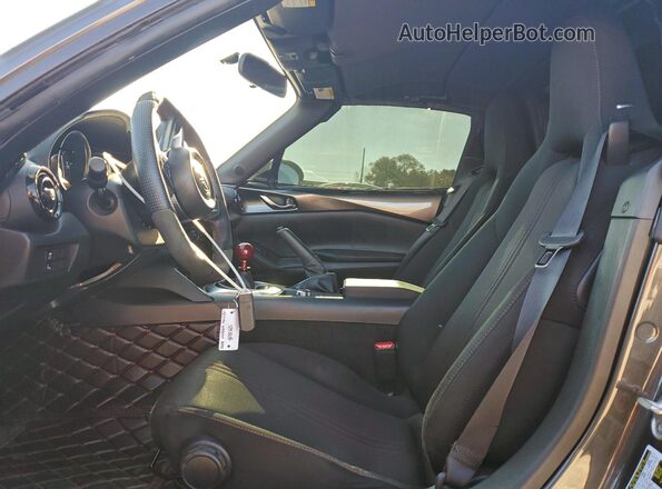 JM1NDAL78J0205799 2018 MAZDA MX-5 Серый Вид салона спереди