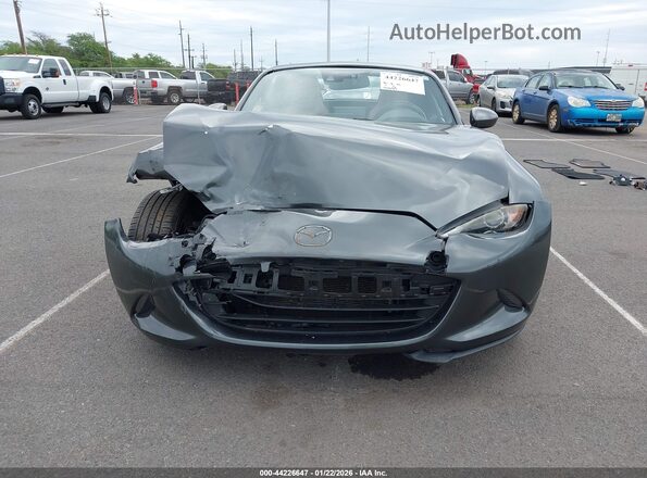 JM1NDAM77H0102267 2017 MAZDA MX-5 MIATA RF Blue Rear interior view
