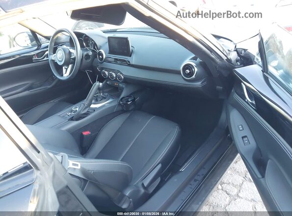 JM1NDAM79P0558317 2023 MAZDA MX-5 MIATA RF Black წინა სალონის ხედი