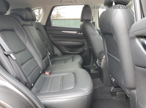 JM3KFBCM6N1586567 2022 MAZDA CX-5 Gray Vista de los asientos traseros