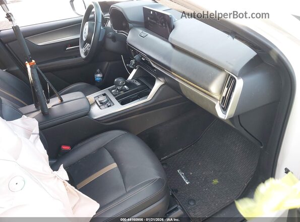 JM3KKEHA0R1182973 2024 MAZDA CX-90 PHEV White Вид салону спереду