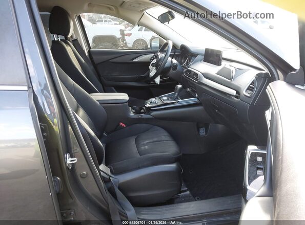 JM3TCBBY7N0612875 2022 MAZDA CX-9 Серый Вид салона спереди