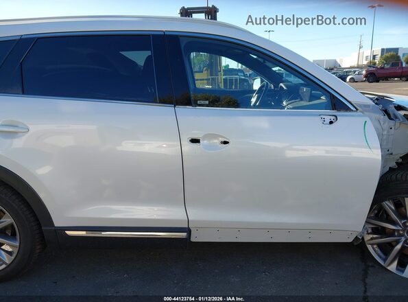 JM3TCBDY7N0611836 2022 MAZDA CX-9 White Vista interior de 360 grados
