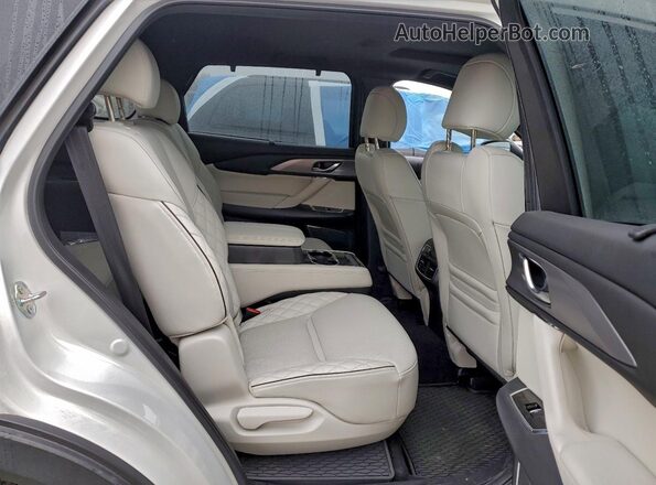 JM3TCBEY9P0634309 2023 MAZDA CX-9 White Вид задньої частини салону