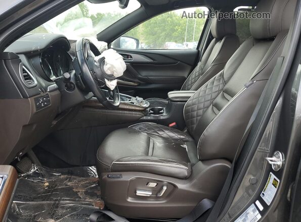 JM3TCBEYXP0638756 2023 MAZDA CX-9 Charcoal Widok wnętrza z przodu