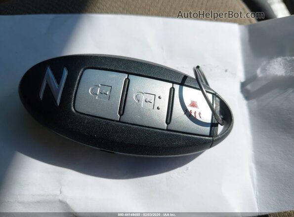 JN1AZ4FH0HM940465 2017 NISSAN 370Z Красный Вид панели приборов
