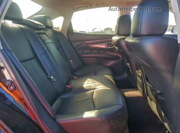JN1BY1AP3HM741124 2017 INFINITI Q70 Black უკანა სავარძლების ხედი