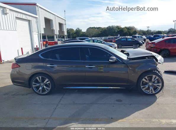 JN1BY1PP7JM330855 2018 INFINITI Q70L Brown 