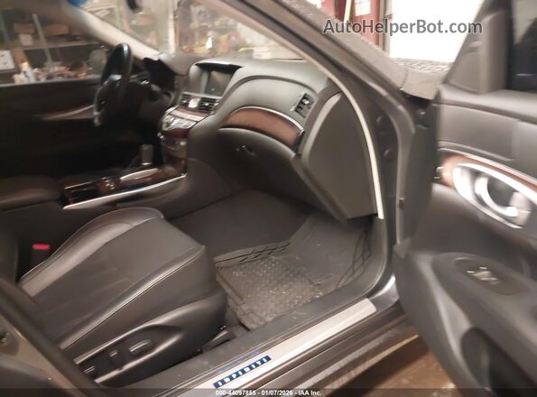 JN1BY1PR3JM370240 2018 INFINITI Q70L Gray 