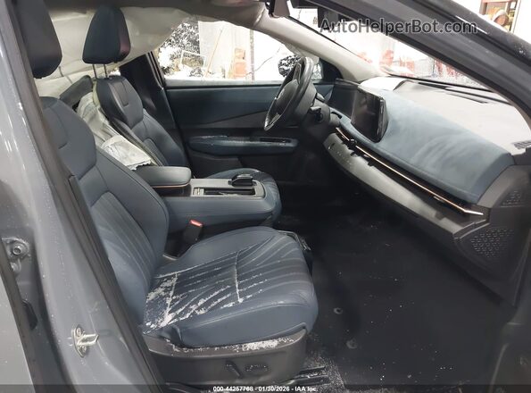 JN1DF0CD6RM732771 2024 NISSAN ARIYA Gray Widok wnętrza z przodu