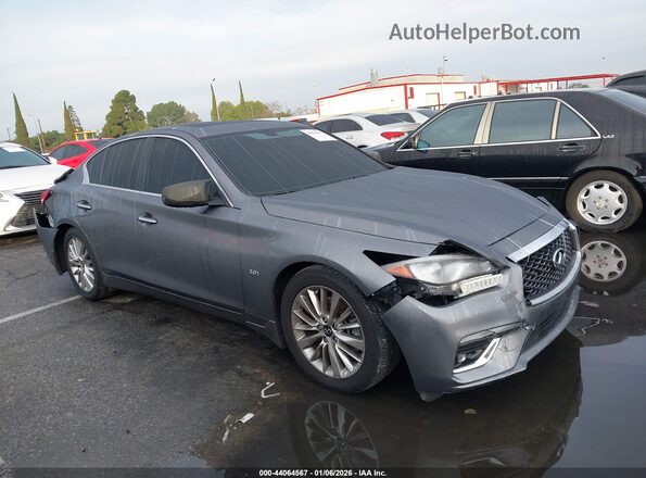 JN1EV7AP1KM543299 2019 INFINITI Q50 Серый Вид задней части салона