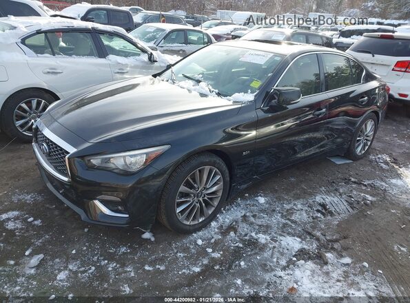 JN1EV7AR3JM430566 2018 INFINITI Q50 Черный Передняя левая четверть