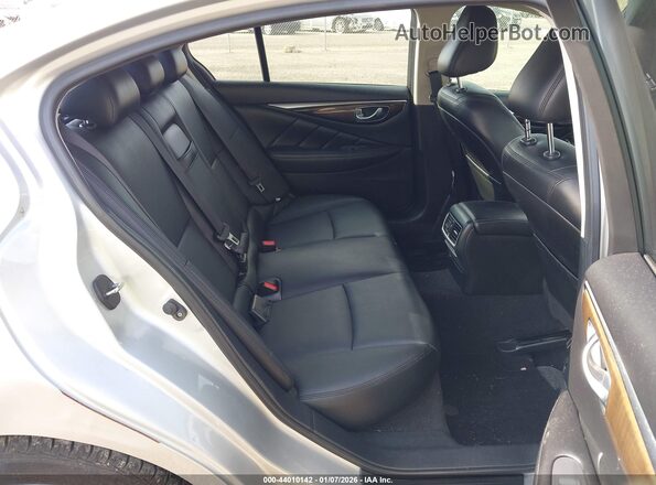 JN1EV7AR7JM430621 2018 INFINITI Q50 Silver 