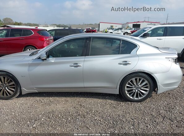 JN1EV7AR7JM430621 2018 INFINITI Q50 Silver 