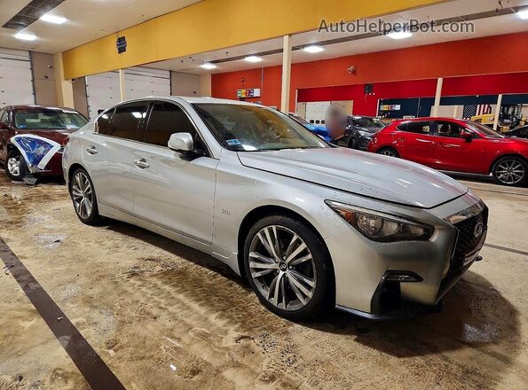 JN1EV7AR8JM445208 2018 INFINITI Q50 Silver Передня права чверть