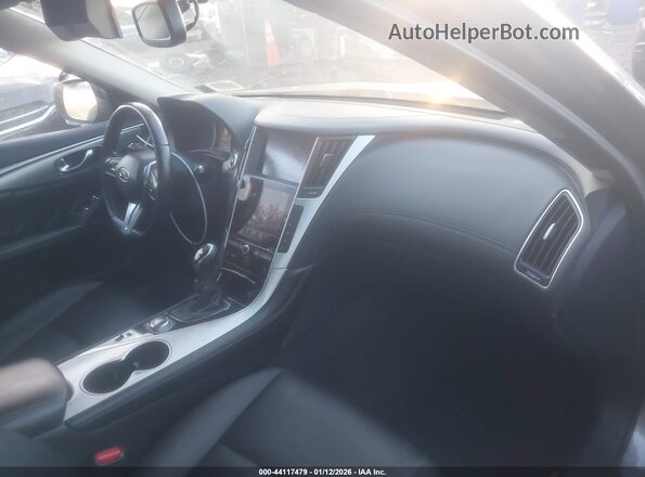 JN1EV7AR8LM252401 2020 INFINITI Q50 Серый Вид салона спереди